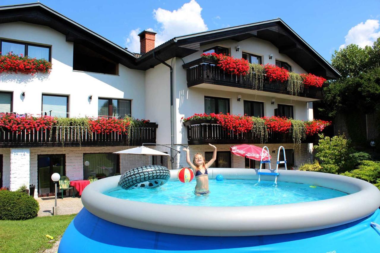 Garden Apartments Jansa ราโดว์ลิตซา ภายนอก รูปภาพ