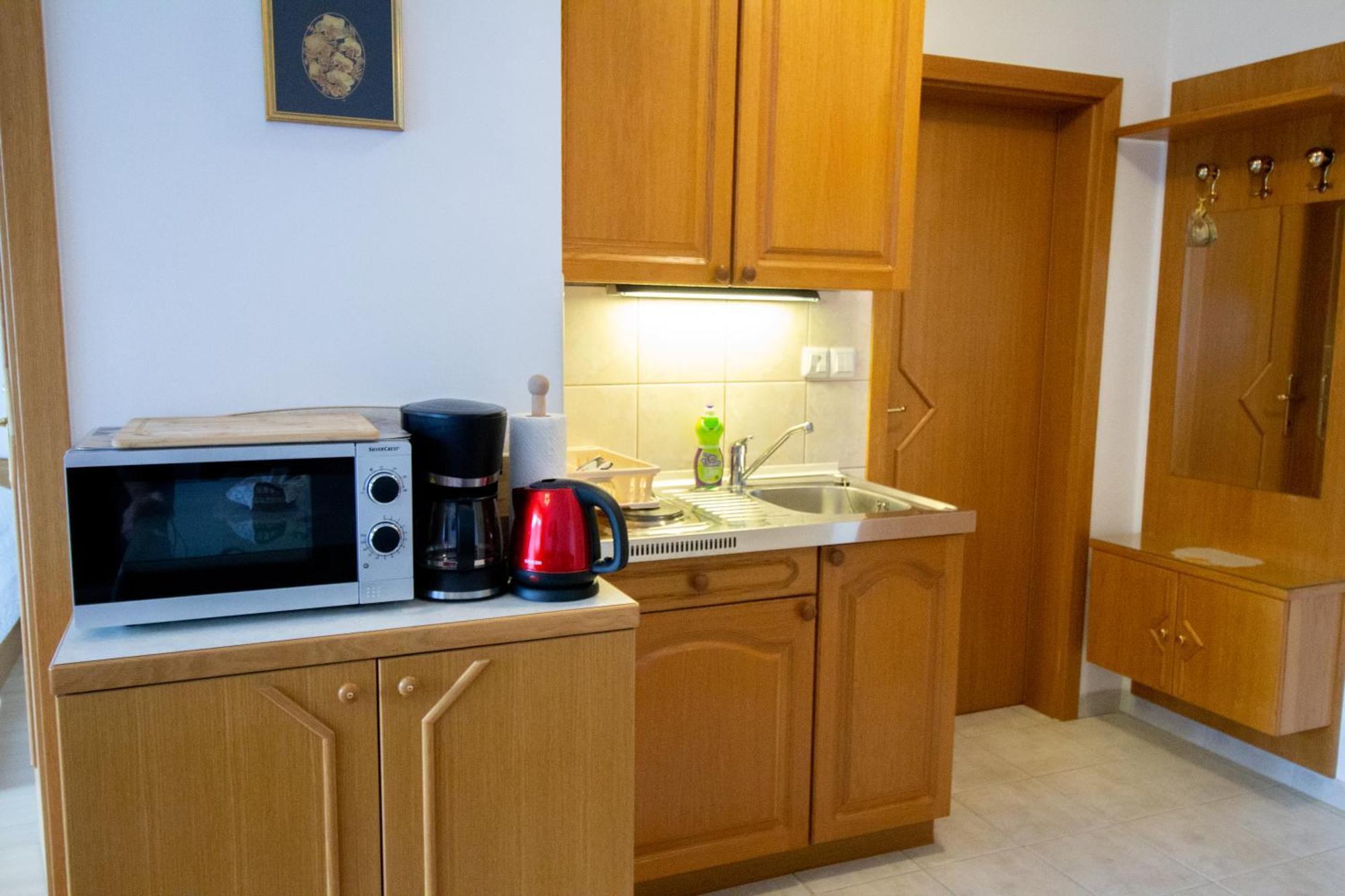 Garden Apartments Jansa ราโดว์ลิตซา ห้อง รูปภาพ
